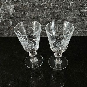 2 Pinwheel Glasses.